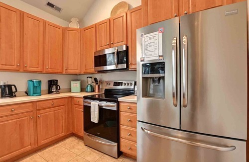 Ocean View House | Dog Friendly, 3 bedroom Townhome in the Bear Trap Dunes Community! WIFI, Community Pool, Beach Shuttle, and more!