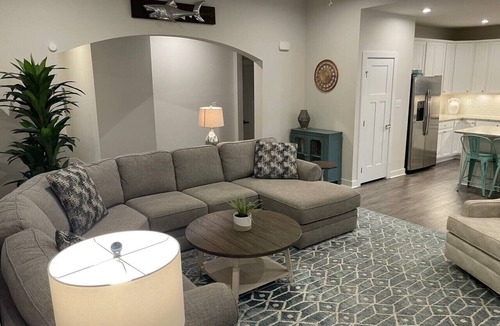 Selbyville House | Dog friendly| community pool | gym| kayak| bayside