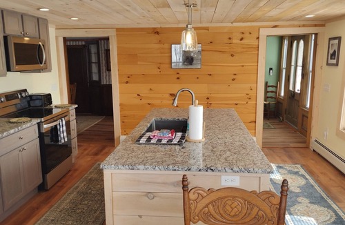 Williamstown House | Dog Friendly Country Farmhouse, 2 bed/2 bath; 1.5 miles from Jiminy Peak