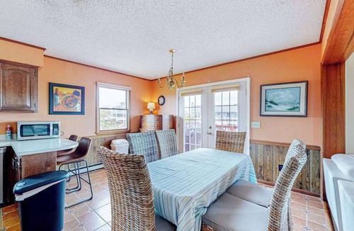Fenwick Island House | Dog-friendly Fenwick Island home with beach access – walk to shops