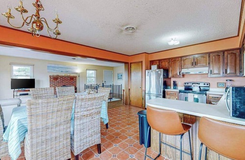 Fenwick Island House | Dog-friendly Fenwick Island home with beach access – walk to shops