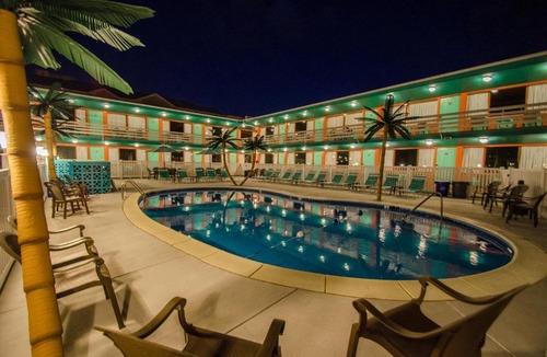 Wildwood Hotel | Dolphin Inn