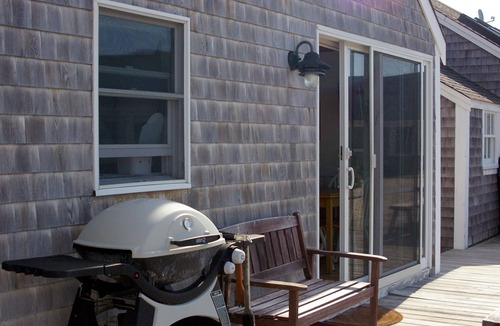 North Truro Cottage | Don't Miss this Beachfront Gem!