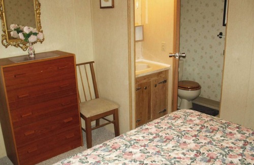 Montego Bay Resort | DOROTHY & JANE'S VAC HOME 3 BDRM 2 BATH SLEEPS 8- walk to beach, Northside Park