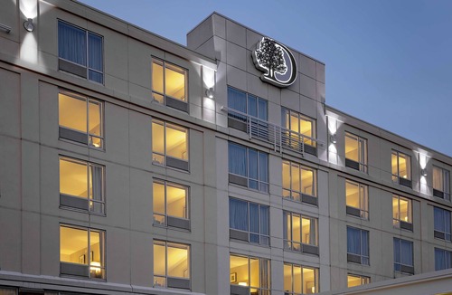 Dorchester Hotel | DoubleTree by Hilton Hotel Boston Bayside