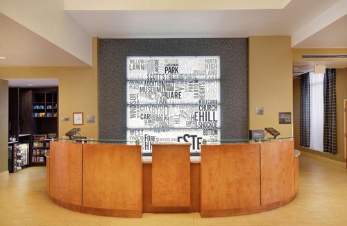 Sandston Hotel | DoubleTree Richmond Airport