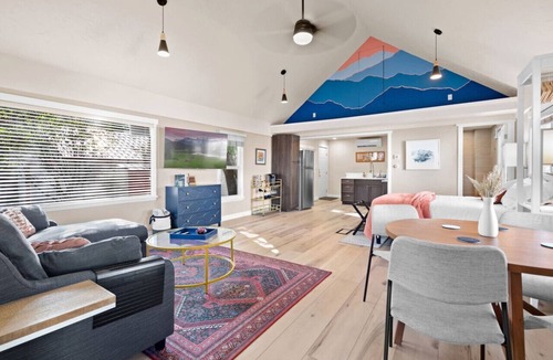 Kalispell House | Downtown* 30 min. to Skiing* Walk to Dining, Shopping, Parks, Museums, and more!