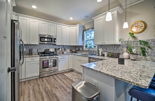 Old Town Fredericksburg House | Downtown Fredericksburg Home w/Large Patio!