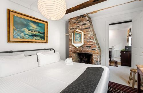 Newburyport House | Downtown Historic and Elegant Condo Parking