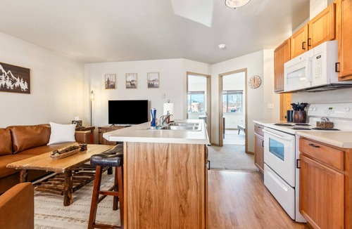 Kalispell Apartment | Downtown Kalispell Condo Near Glacier & Whitefish