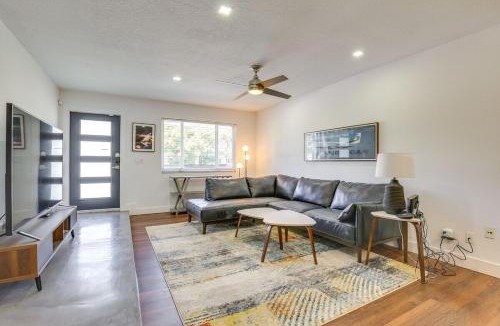 South Corals House | Downtown Retreat with Heated Pool & Backyard Patio