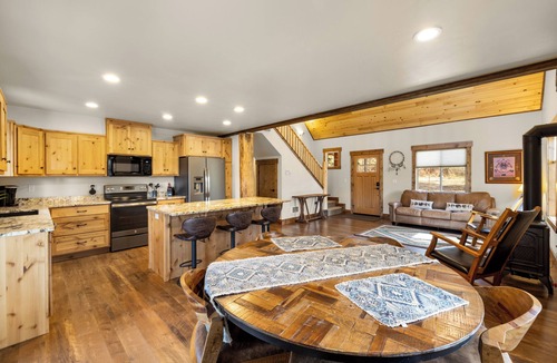 Bigfork House | Dream Catcher with Swan Lake views, visit Glacier