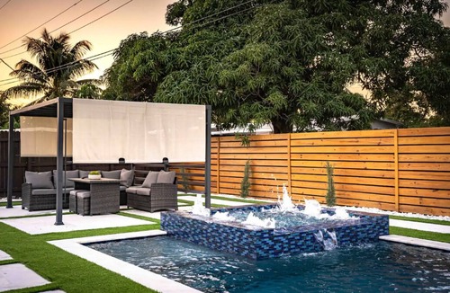 Pompano Beach House | Dream Yard Oasis Heated Pool Near Beach Sleeps 10
