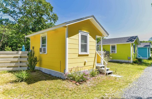 North Eastham Apartment | Dreamy Cottage for Two! Close to Beaches!