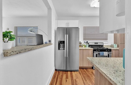 Dania Beach House | Dreamy Hollywood Beach Escape | Fire Pit