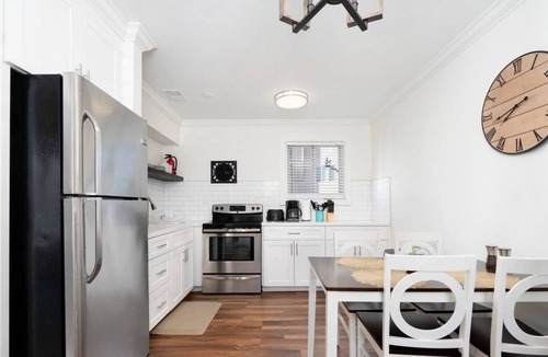 Willoughby Spit Apartment | Dune Cottage Tide Suite