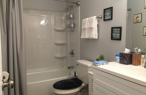 North Chesterfield Apartment | Duplex Apt (Moonlight Suite)