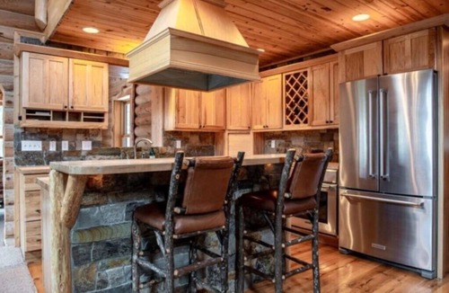 Lakeside House | Eagles Landing Lodge in Lakeside