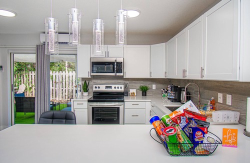 Boca Raton House | East Boca Raton Pool home, Only 5 minutes to the beach!