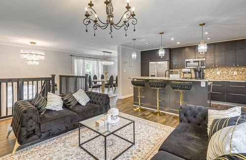 Dale City House | Easy Hwy Trip to DC! Group Retreat w/Yard