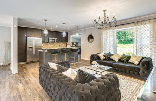 Dale City House | Easy Hwy Trip to DC! Group Retreat w/Yard