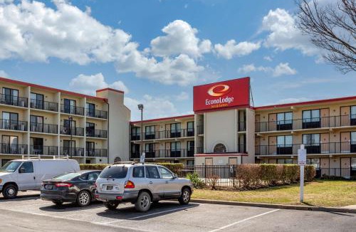 Rehoboth Beach Hotel | Econo Lodge Inn & Suites Rehoboth Beach