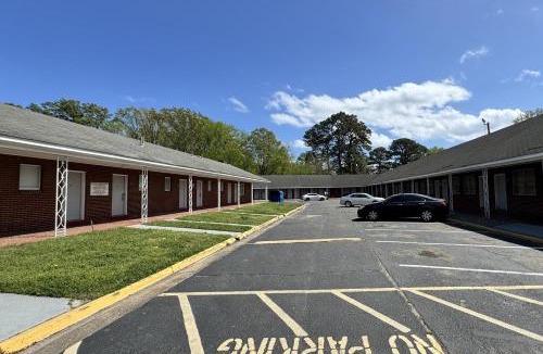 Hampton Hotel | Economy 7 Inn Near Hampton University VA