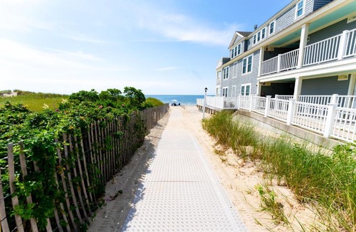 Dennis Port Resort | Edgewater Beach Resort
