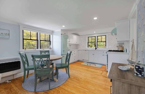 Wareham Center House | Edgewater Sanctuary | Fully Off Grid Ocean Cottage | Directly on Buzzard's Bay
