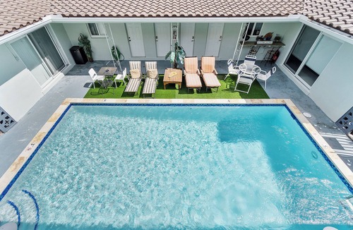 Cypress Point Apartment | Efficiency Pied-à-terre Suite in Pompano Beach