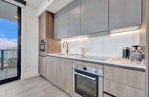 North Beach Condo | Elegant 4BR, 16th Floor | Balcony, Pool & Gym