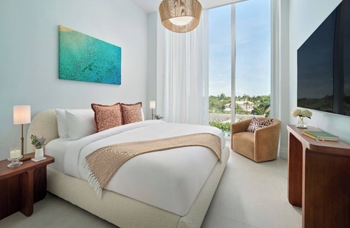 17th Street Causeway Hotel | Elegant Coastal Room w/Plush Comfort + Stunning Marina Setting for Relaxation
