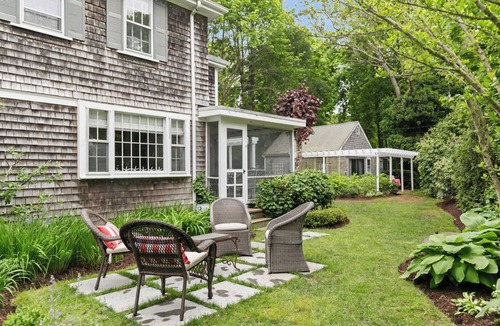 Cotuit House | Elegant Cotuit Beach Home – Walk to Beach & Dining, Beach Pass Included