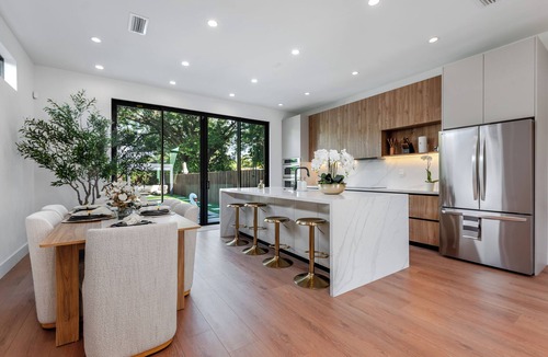 Buena Vista House | Elegant Luxury Escape W/Pool Oasis & Arcade near Design District