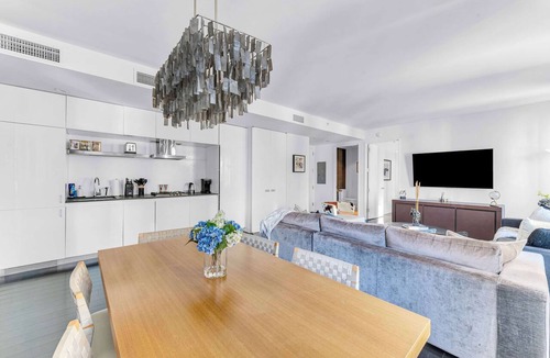 Central New York City Apartment | Elegant Midtown Haven | Stunning Views!