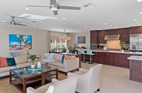 East Fort Lauderdale Villa | Elegant waterfront home with dock and heated pool