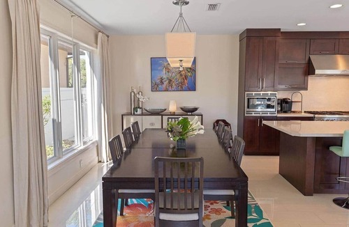 East Fort Lauderdale Villa | Elegant waterfront home with dock and heated pool