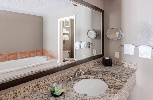 Hancock Resort | Embark on Alpine Escapades: Bentley Brook Resort Unveils Ski-In/Ski-Out Bliss