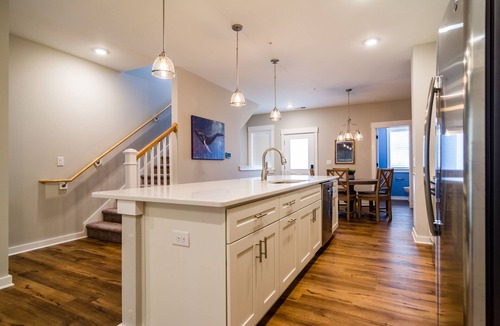 Bermuda Bay House | Emerald Star with Private Hot Tub, Near Beach and Wright Brothers Memorial!