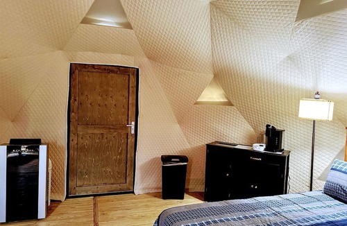 Gilboa Cabin | Enchanting Dome Retreat by the Mountain and River in the Heart of New York’s Catskills