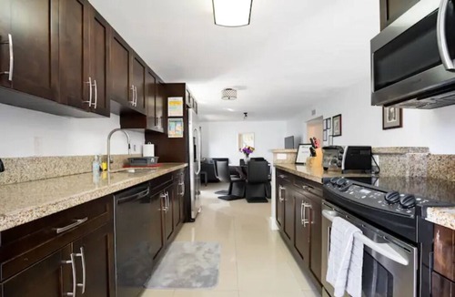 Riverside Park Apartment | Endless Summer Vacation Rental 3 Bedroom 2 Bath - Entire Apartment