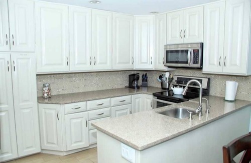North End Condo | Enjoy the boardwalk, Ocean Views and beach at your door step