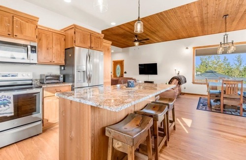 Rexford House | Enjoy the Rock Lot in Rexford, Montana