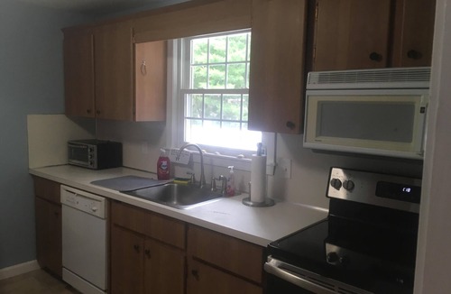 East Falmouth House | Enjoy Yourself at Great Harbors Updated Ranch