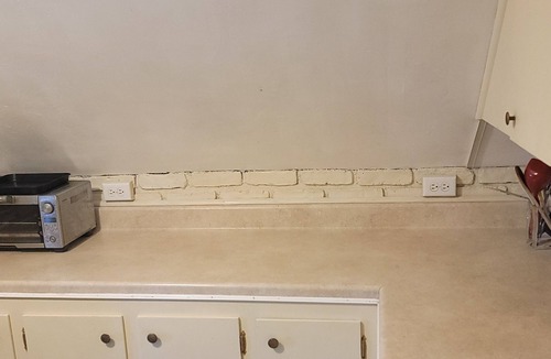 Fall River Apartment | Enjoyable Sunny 2-bedroom apartment with WiFi in Fall River Historical District