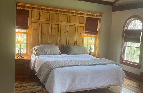 Collins Center House | Entertain in this 4 bedroom farmhouse with hot tub