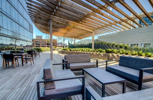 Seaport District Apartment | Entire Apt Downtown Seaport with Gym