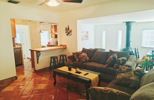 Tarpon River House | Entire house with backyard in heart of downtown Fort Lauderdale