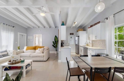 Dolphin Isles Villa | Entire Villa (3 Units) on the Barrier Island
