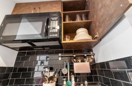 Edray House | ES326 Super Cute Village Studio Condo Slope View